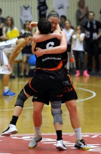 155751_561993660502138_1230451311_n