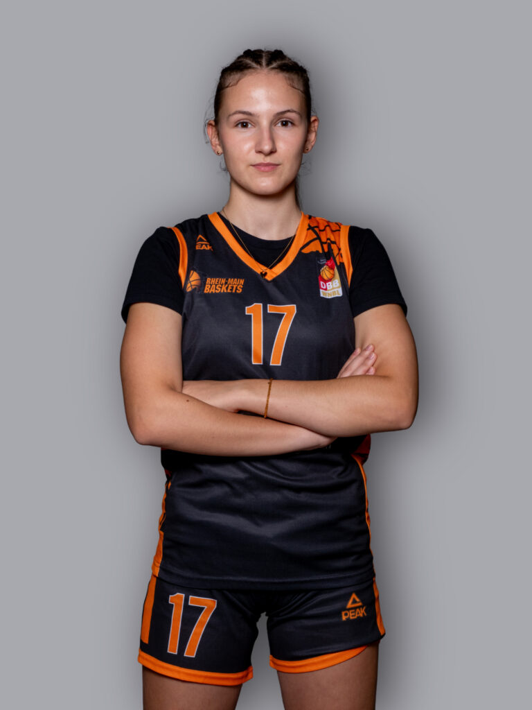 #17 Lina Peter